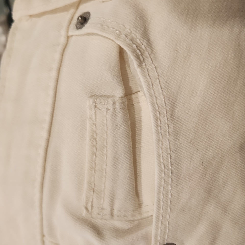 [Universal Thread] Mid Rise Skinny - Size 2/26R - Picture 5 of 9